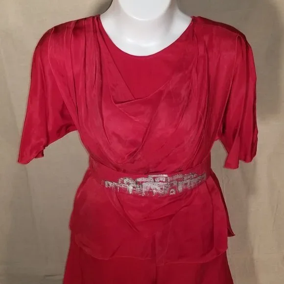 Red Silk Pant Suit w Silver detail belt (S)